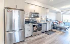 6 odalılar daire Scarborough'da, Kanada. C$1,050,000