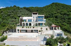 7 odalılar villa 850 m² Tivat city'da, Karadağ. 5,000,000 €
