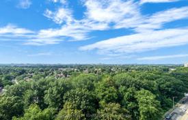 6 odalılar daire Scarborough'da, Kanada. C$784,000