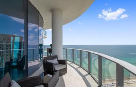 Sıfır daire – Collins Avenue, Miami, Florida,  Amerika Birleşik Devletleri. 1,861,000 €