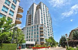 2 odalılar daire Lake Shore Boulevard West'da, Kanada. C$826,000