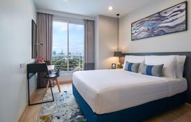 3 odalılar kondominyumda daireler Khlong Toei'de, Tayland. $2,800 haftalık