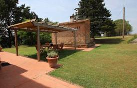3 odalılar villa 280 m² Peccioli'de, İtalya. 770,000 €