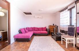 7 odalılar yazlık ev 153 m² Tivat city'da, Karadağ. 650,000 €