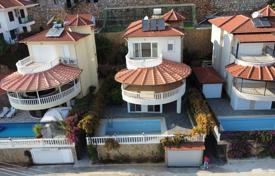 6 odalılar villa 300 m² Alanya'da, Türkiye. $527,000