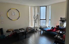 9 odalılar daire Scarborough'da, Kanada. C$941,000