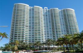3 odalılar daire 305 m² Miami'de, Amerika Birleşik Devletleri. $1,145,000