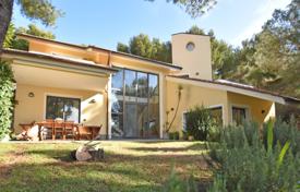 8 odalılar villa 240 m² Liguria'da, İtalya. 2,500,000 €