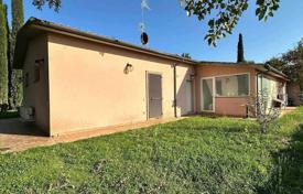 16 odalılar villa 1180 m² Grosseto'da (şehir), İtalya. 3,400,000 €