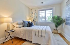 7 odalılar konak Old Toronto'da, Kanada. C$2,265,000