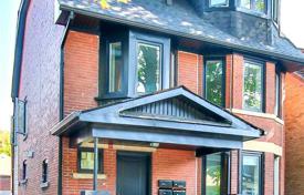 Şehir içinde müstakil ev – Old Toronto, Toronto, Ontario,  Kanada. C$2,170,000