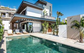 3 odalılar villa 439 m² Las Lagunas de Mijas'da, İspanya. 1,889,000 €