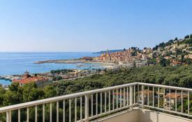 7 odalılar çatı dairesi 247 m² Menton'da, Fransa. 3,300,000 €