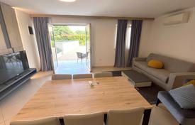 2 odalılar daire 99 m² Umag'da, Hırvatistan. 420,000 €