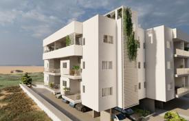 3 odalılar yeni binada daireler Larnaka'da, Kıbrıs. 350,000 €