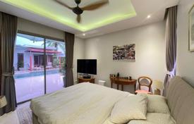 4 odalılar villa 972 m² Thalang'da, Tayland. $820,000