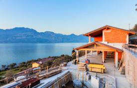 5 odalılar villa 700 m² Brenzone sul Garda'da, İtalya. 2,950,000 €