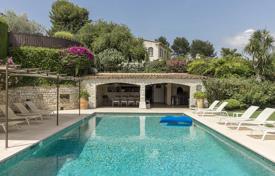 Villa – Saint-Paul-de-Vence, Cote d'Azur (Fransız Rivierası), Fransa. 6,388,000 €