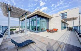 2 odalılar daire North York'da, Kanada. C$952,000