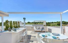 2 odalılar çatı dairesi 150 m² Torrevieja'da, İspanya. 299,000 €