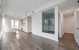 3 odalılar daire Yonge Street'da, Kanada. C$1,253,000