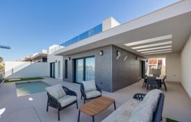 3 odalılar villa 141 m² Torrevieja'da, İspanya. 595,000 €