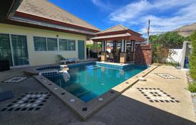 3 odalılar villa 250 m² Pattaya'da, Tayland. $208,000