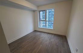 4 odalılar daire Etobicoke'de, Kanada. C$1,052,000