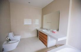 6 odalılar villa 1170 m² Mae Nam'da, Tayland. $566,000