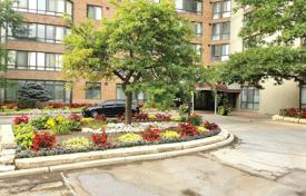 5 odalılar daire Scarborough'da, Kanada. C$758,000