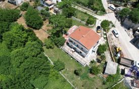 Şehir içinde müstakil ev – Risan, Kotor, Karadağ. 500,000 €