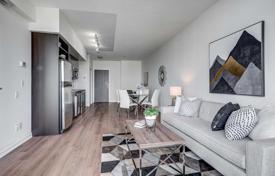 2 odalılar daire The Queensway'da, Kanada. C$695,000