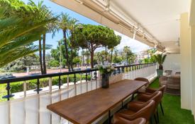 3 odalılar daire Cannes'da, Fransa. 2,650,000 €
