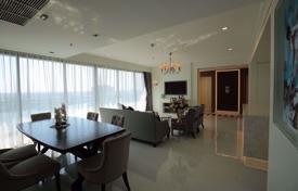 3 odalılar kondominyumda daireler Bang Kho Laem'da, Tayland. $3,560 haftalık