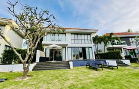 4 odalılar villa 300 m² Da Nang'da, Vietnam. $1,850,000