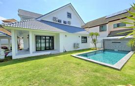 4 odalılar villa 360 m² Pattaya'da, Tayland. $349,000
