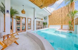 6 odalılar villa 400 m² Tibubeneng'da, Endonezya. $800,000