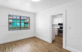 3 odalılar şehir içinde müstakil ev 116 m² Miami'de, Amerika Birleşik Devletleri. $699,000