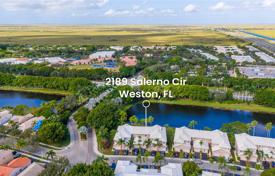 Şehir içinde müstakil ev – Weston, Florida, Amerika Birleşik Devletleri. $505,000
