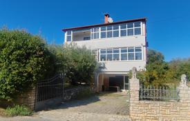 16 odalılar şehir içinde müstakil ev 546 m² Porec'te, Hırvatistan. 1,300,000 €