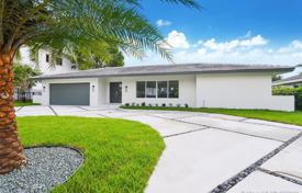 Villa – Hallandale Beach, Florida, Amerika Birleşik Devletleri. $1,640,000