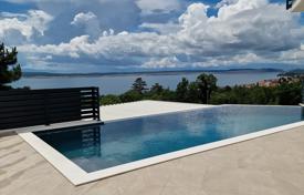 6 odalılar şehir içinde müstakil ev 210 m² Crikvenica'da, Hırvatistan. 930,000 €