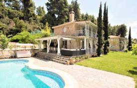 8 odalılar villa 5001 m² Halkidiki'de, Yunanistan. 1,300,000 €