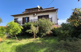 5 odalılar daire 202 m² Pula'da, Hırvatistan. 400,000 €