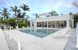 Villa – Miami, Florida, Amerika Birleşik Devletleri. $2,990,000
