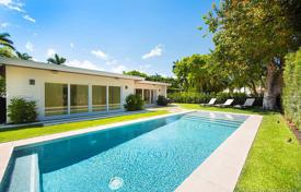 Villa – Miami sahili, Florida, Amerika Birleşik Devletleri. $2,000,000