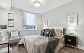 2 odalılar daire North York'da, Kanada. C$1,128,000
