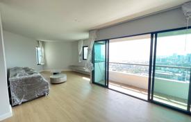 3 odalılar kondominyumda daireler Sathon'da, Tayland. 2,600 € haftalık