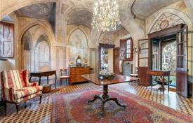 17 odalılar villa Turin'da, İtalya. Price on request