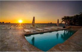 5 odalılar villa 563 m² Miami sahili'nde, Amerika Birleşik Devletleri. $5,499,000